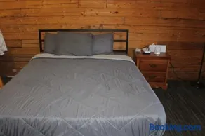 AC4 Northwoods Getaway - Image 3