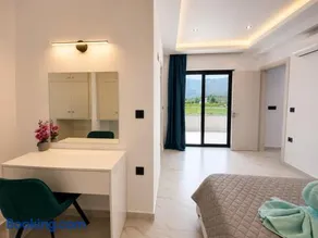 Central Luxury Rooms - Image 2