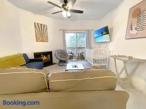 Suite Life Wilmington - Spacious, Pet-Friendly 1BR with Pool, Balcony, and Prime Location - Image 4