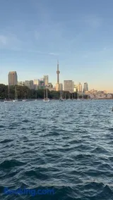 Toronto Holiday Home - Image 1