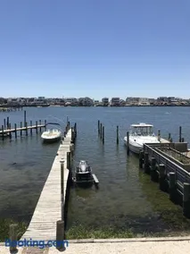 Bayfront Condo Ship Bottom Beach Badges Wifi Washer & Dryer Enjoy The Views From This 2Nd-Floor - Image 1