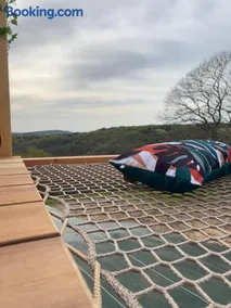 Atractivo gîte con barbacoa, terraza y jardín - Image 2