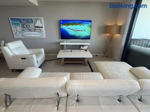 BEACH Sunshine & OCEAN breeze Getaway! - Image 5