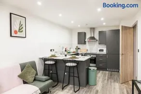 Comfortable Apartment In The Centre Of Preston - Image 4