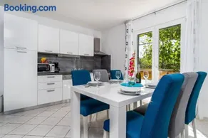 Holiday Home Mendula - Image 2