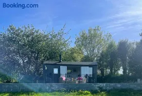 Hillview Haven - Image 2