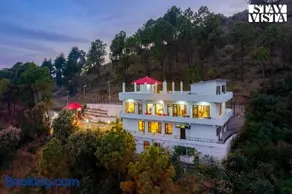 The Hush Escape by StayVista - 5BHK Pet-Friendly Villa with Alfresco Dining - Image 1