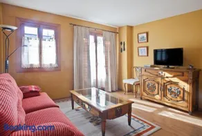 Apartamentos El Rincón de Benás - Image 2