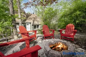 Cozy cabin w fireplace & fire pit - Image 4