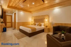 Himalayan Fort Resort, Manali - A Riverside Retreat - Image 1