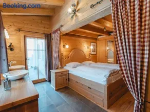 Chalet Königsleiten 3 by Interhome - Image 2