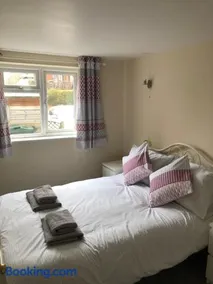 9 Bromleys Court - Image 4
