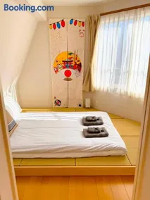 Ueno 10minutes, Tokyo University 10minutes, three BR, three toilets, Max 10 people Free parking - Image 5