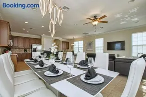 Reunion 5 Bedroom Vacation Home 7824 - Image 4