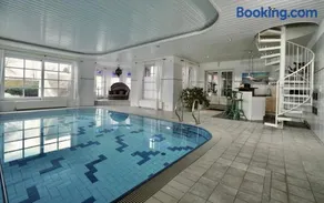 Villa Merle mit privatem Indoorpool - Image 2
