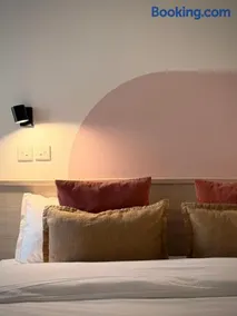 Apartment 81 - Image 3