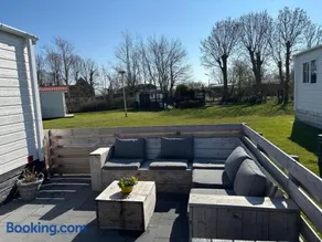 Neues, ruhiges Ferienhaus Nr 46 Chalet mit Meerblick 100 Meter zum Wattenmeer, komplett eingezäunt - Image 2