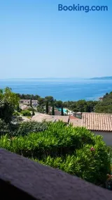 Duplex vue mer avec piscine à Boulouris - Image 3