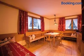 Alps Villa - Image 1