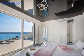 Beachfront Holiday Home - Private Heated Pool - Image 3
