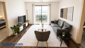 Skyline 1BR | Downtown Escape - Image 2