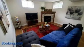 Spacious Guest Suite - Image 2
