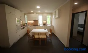 Szemerey Pince Apartman - Image 3
