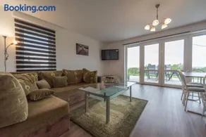 Bridgiet Home Apartman - Image 5