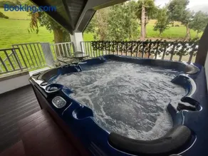 Ballymakeever Appartment - Private Hot Tub - Image 2