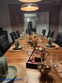 Huset i den lykkelige gaten - Image 1