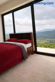 Natural Lake Retreat Luxury Villa with Hot Tub and Stunning Views - Image 4
