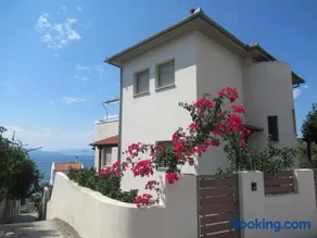 Seaside Boutique Villa - Image 2