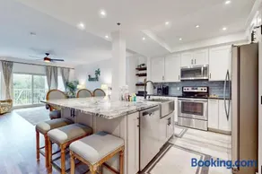 Spacious Resort Condo Near Beach and Pools - Image 2