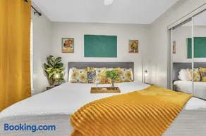 Casa Marigold ATX - Cozy Stay - Near DT & Airport - Image 2