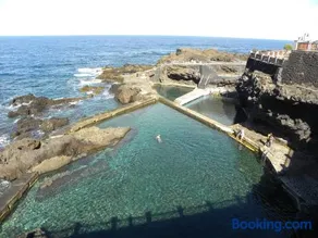 Apartamento en piscinas naturales. - Image 1