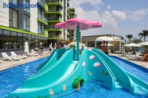 BeachSide Apartment - Pool & Spa Resort langa plaja - Image 4