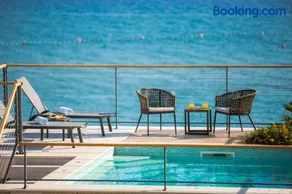 Luxury beachfront VILLA FLORES heated outdoor, indoor pool, whirlpool, sauna - Image 5
