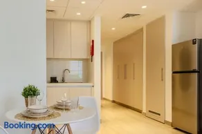 Beautiful studio best location in YAS - Image 2