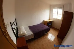 apartemento ideal grupo y familia climatisacion y cerca playa . mongrell - Image 5