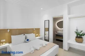 Plori Suites Paros - Image 1