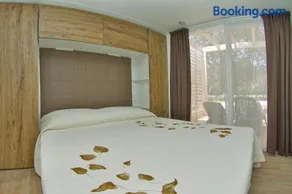 Holiday Mobile Homes Park Riviera - Image 5