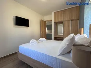 Nafsika Stone Apartment - Image 2