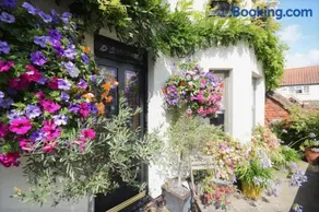 Moonfleet House - Image 2
