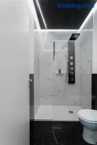 Elegant Sweet Home Suite - Milan, 15 minute Duomo - Image 5