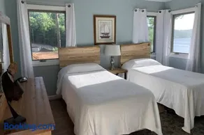 Old Kinderhook Golf & Waterfront Vacation Rental - Image 2