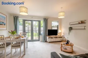 2 Bed in Mundesley oc-r31875 - Image 2
