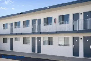 Blue Horizon Inn - Image 2