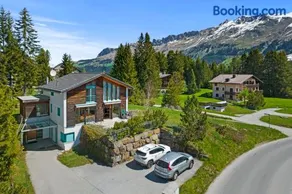 Golden Peaks Ferienhaus Valbella-Lenzerheide - Image 2