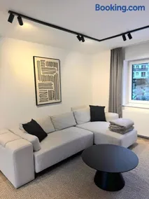 NEW! BoardersPalace - Luxury Apartments - Image 3