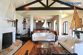 Bluffside Cove by Rove Beachfront w Pool Sauna - Image 3